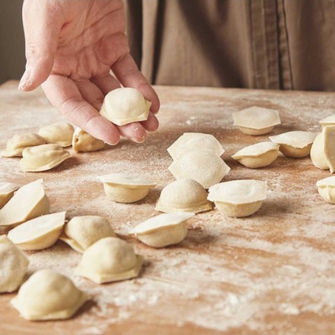 FORMA WYKRAWACZ DO PIEROGÓW USZEK PIELMIENI KINGHOFF KH-1609 KINGHOFF