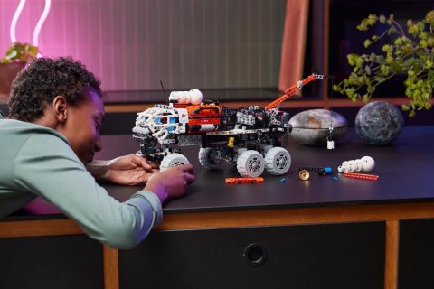 LEGO Technic Marsjański łazik eksploracyjny 42180 LEGO Technic Marsjański łazik eksploracyjny 42180