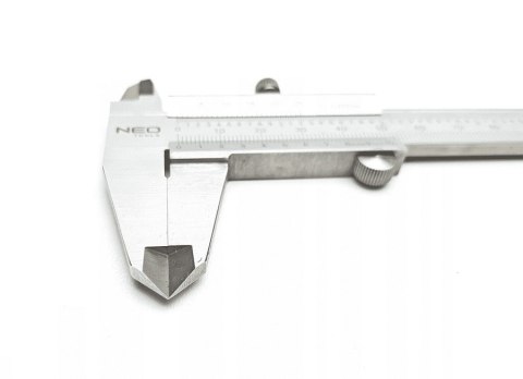 SUWMIARKA 150MM STAL NIERDZEWNA SUWMIARKA 150MM STAL NIERDZEWNA